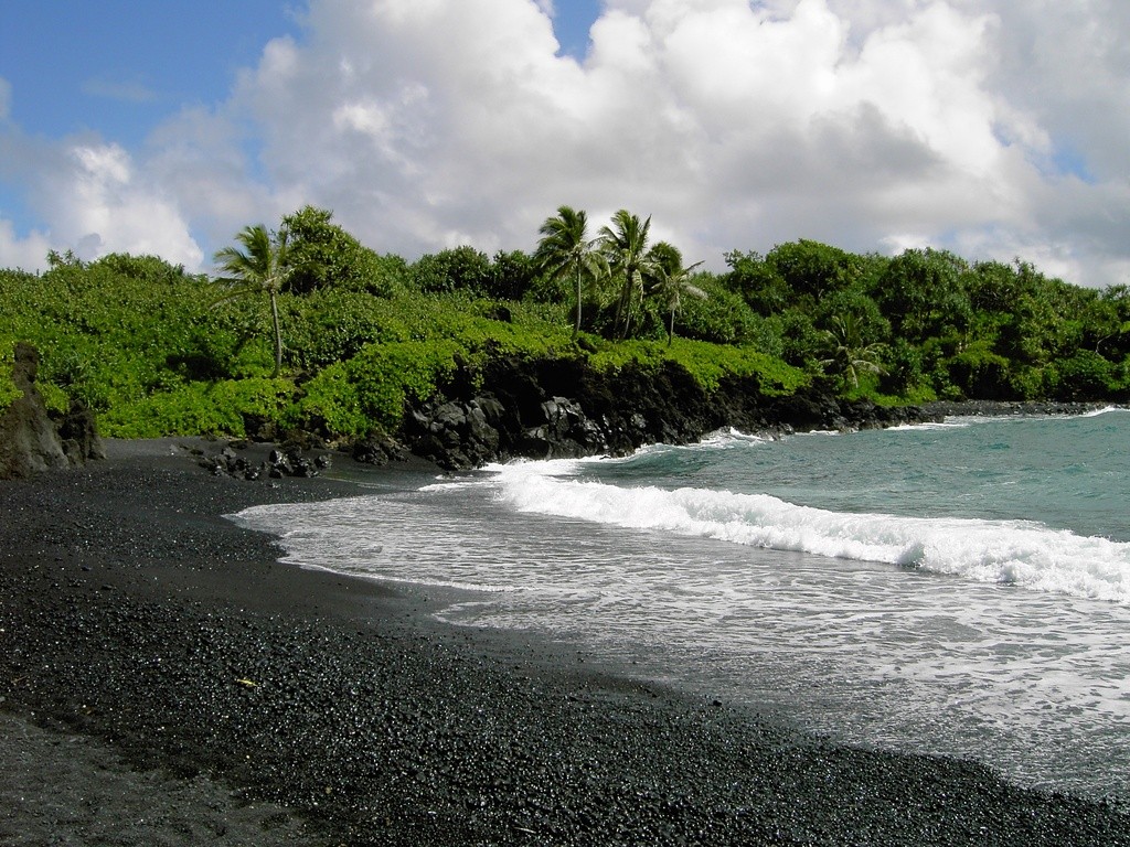 Wai'anapanapa State Park